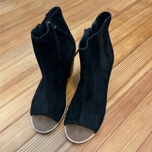 Toms booties